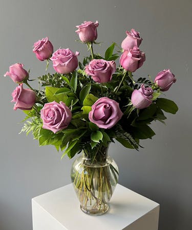 Ruby Heritage 12: Dusk Amethyst Stems | Hand-Arranged